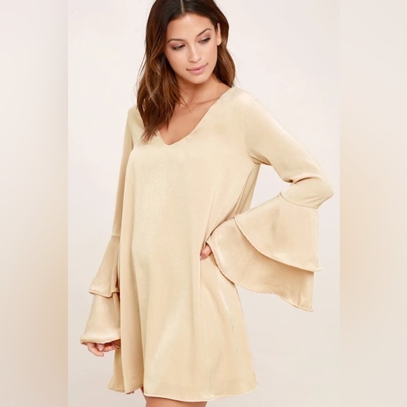 Lulus Get a Glimpse Champagne Bell Sleeve Dress, Size S - Picture 3 of 12